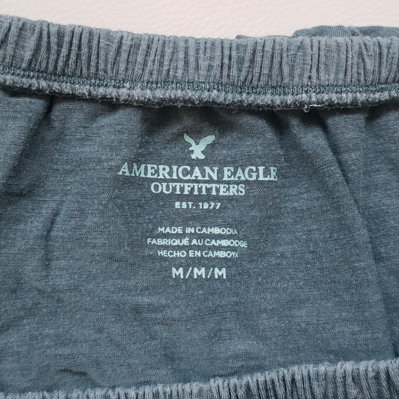 Like New Ruffle Off the Shoulder Shirt - Picture 2 of 3